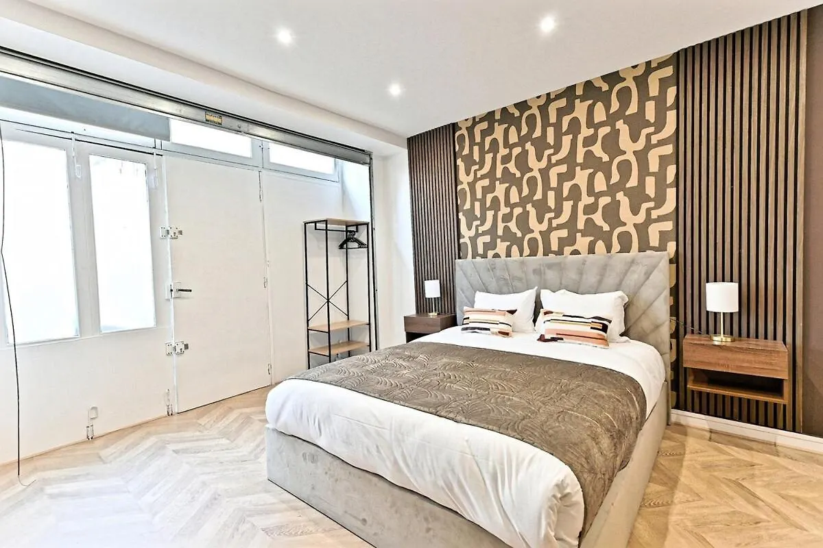 Studio Elegant Paris - Pere Lachaise location