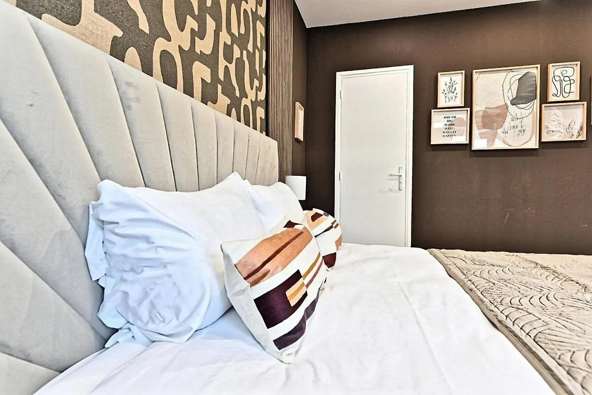 Studio Elegant Paris - Pere Lachaise Apartment